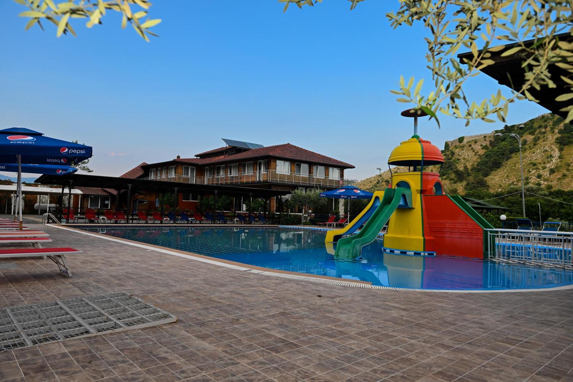 Buna Park Hotel Shkodër Exterior foto