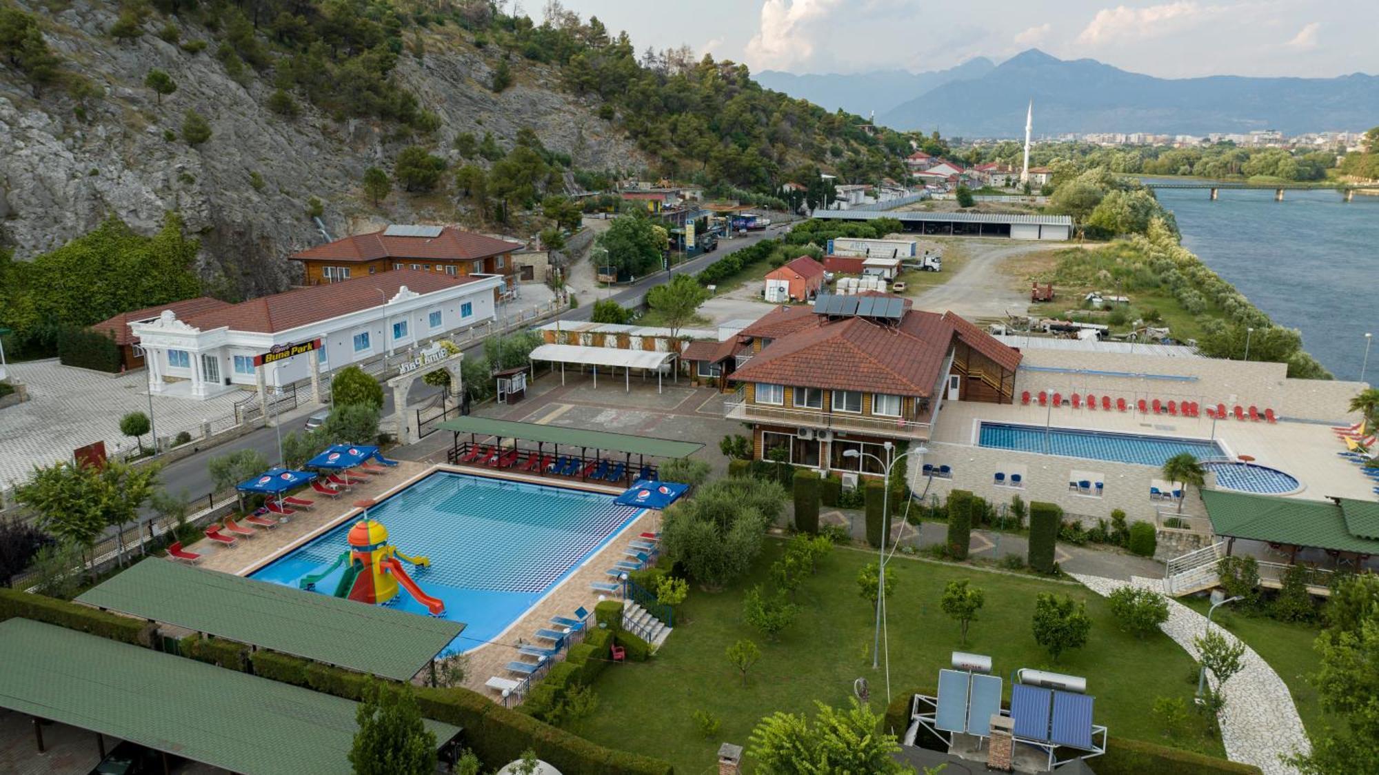 Buna Park Hotel Shkodër Exterior foto